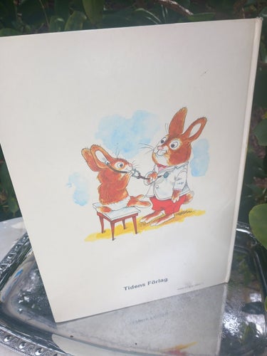 Richard Scarry Nicky går till doktorn 1975 tryck i Danmark vintage Fint skick.