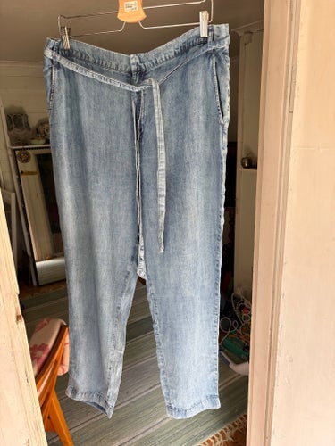 Härliga blå retro tunna jeans byxor Lindex L