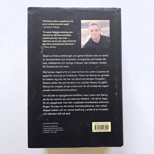 Ett land i gryningen - Dennis Lehane