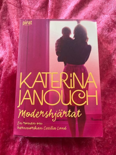 Modershjärtat av Katerina Janouch