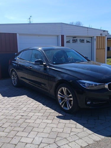 BMW 330i xDrive Gran Turismo