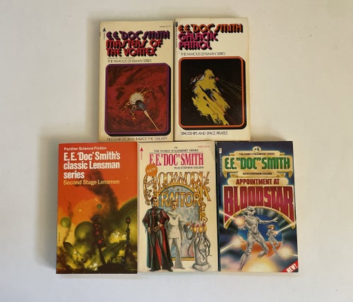 5 stk. E. E. Doc Smith Sci-Fi Bøger