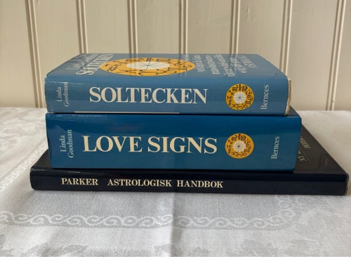 3 klassiska astrologiböcker – Linda Goodman & Astrologisk Handbok