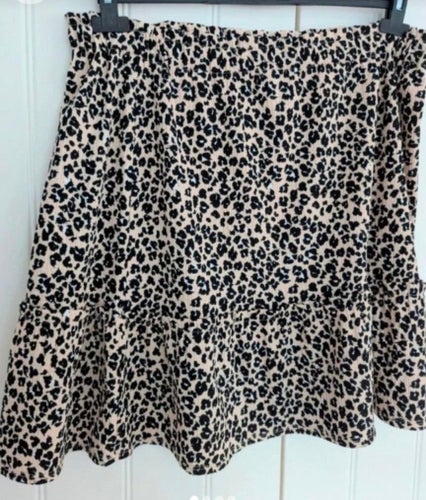 Snygg kjol med leoprint, Dorothy Parkins, st 42-44/L-XL