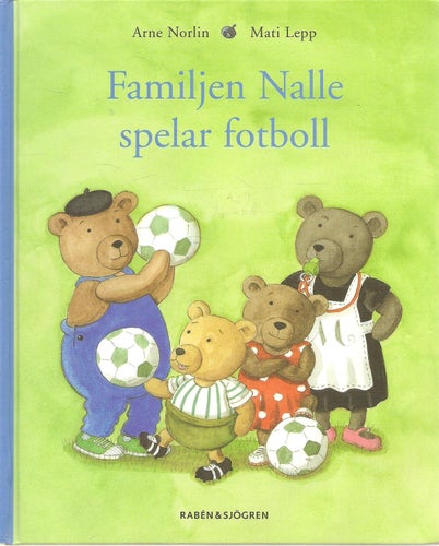 Familjen Nalle spelar fotboll