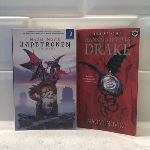 Hans Majestäts Drake & Jadetronen - Naomi Novik