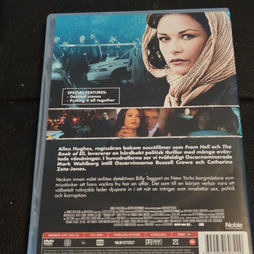 Broken City Mark Wahlberg Russell Crowe
