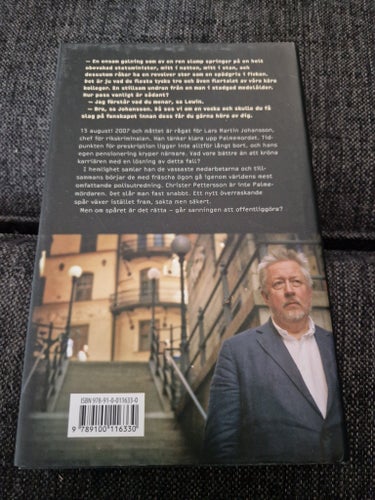 Faller fritt som i en dröm av Leif GW Persson, 2016