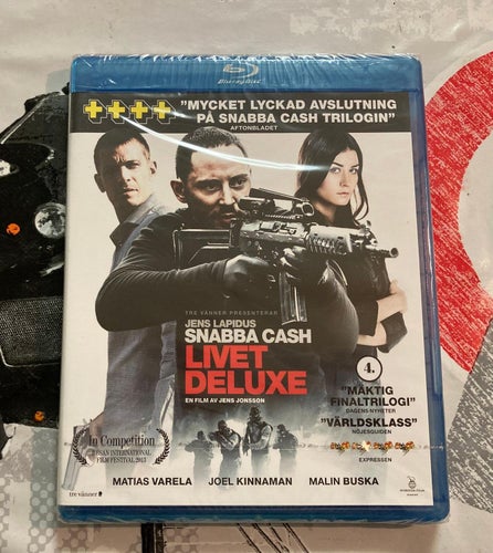 SNABBA CASH - LIVET DELUXE (2013) INPLASTAD. SNABB LEVERANS!