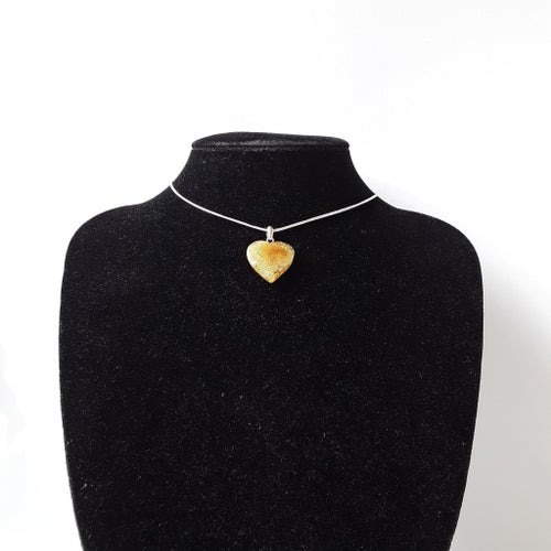 Bärnstenshjärta hängsmycke Halsband Gul ädelsten Baltisk bärnsten hjärtformade smycken