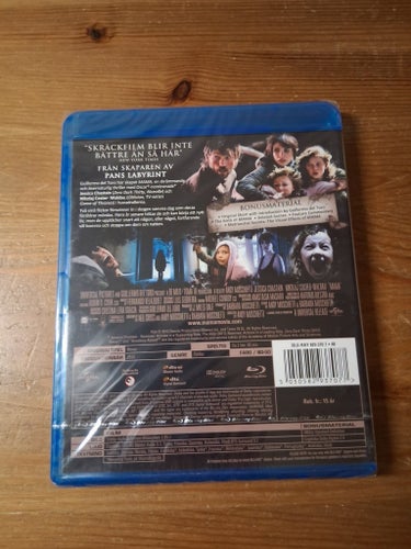 Mama. Inplastad blu-ray.