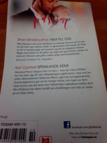 Harlequin Passion: Hem till oss / Sprakande kemi av Sheri WhiteFeather / Kat