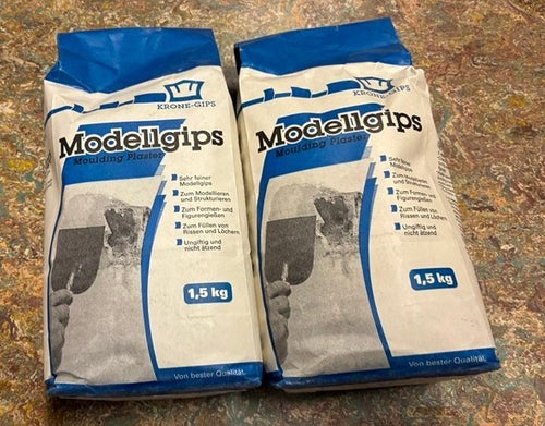 Tapetlim och modellgips