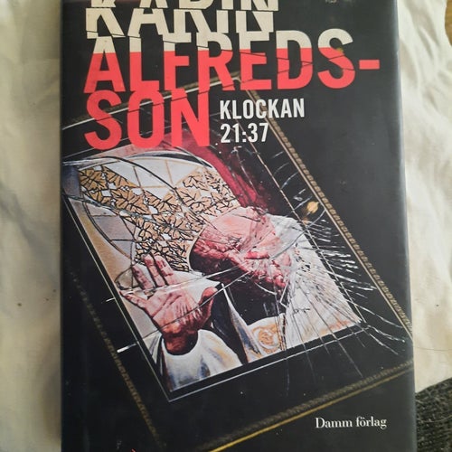 Karin Alfredsson - Klockan 21:37