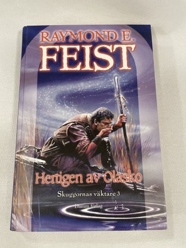 Hertigen av Olasko | Raymond E. Feist | Skuggornas väktare | Kartonnage