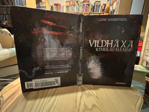 Vildhäxa: Kimeras hämnd av Lene Kaaberbøl, Bok, BM, Very Good plus
