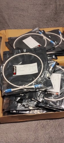24 stk .Fiberoptisk anslutningskabel B24400-5-V, G657 Villapatch 4mm - AX