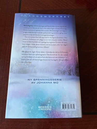 Johanna Mo, Där ljuset är, spänningsroman