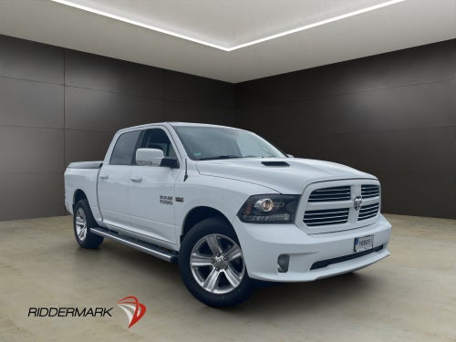 Dodge RAM 1500 Sport 5.7 4x4 Taklucka Drag Alpine Skinn MOMS