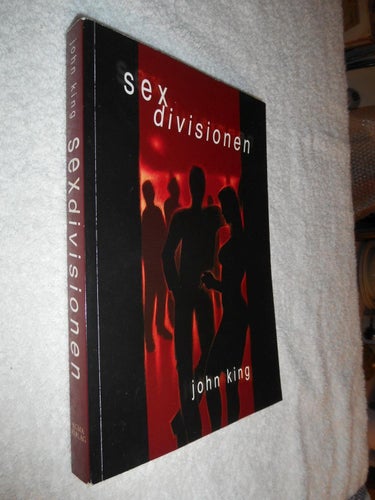 Sexdivisionen av John King (hft) 1999