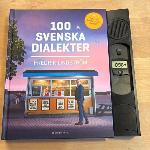 100 Svenska Dialekter av Fredrik Lindström