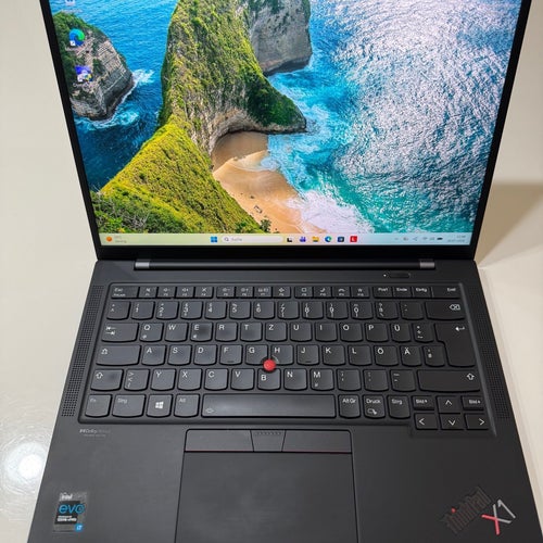 Lenovo ThinkPad X1 Carbon Gen 9 – i7, 32 GB RAM, Toppskick, Garanti feb. 2028