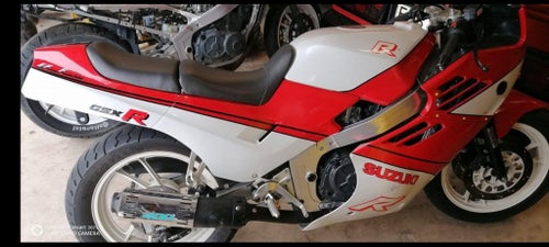 Suzuki gsxr 400