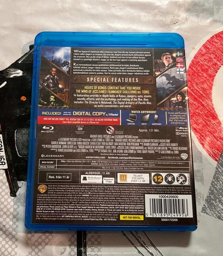 PACIFIC RIM (2013) SVENSK UTGÅVA I MKT FINT SKICK!