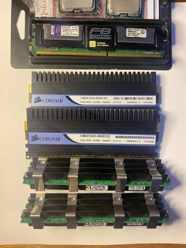 Kingston 8gb + 1+1 , Corsair 1gb