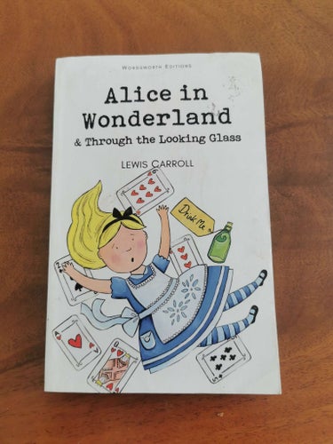 Alice in wonderland Lewis carroll