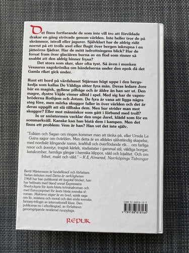 Bertil Mårtensson - Vägen bort - Maktens vägar första boken