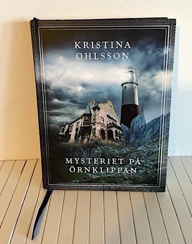 MYSTERIET PÅ ÖRNKLIPPAN av Kristina Ohlsson