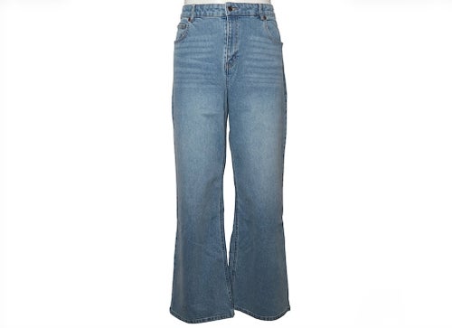 Nya jeans från H&M strl 48 men passar XL (se mått) med tag kvar