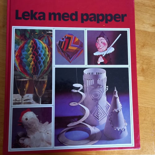 Leka med papper