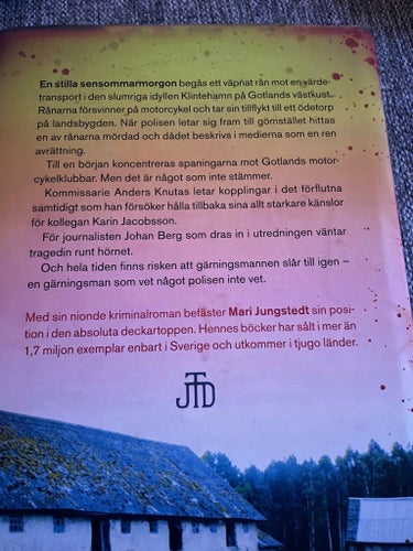 Det fjärde offret av Mari Jungstedt, 2011