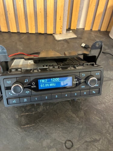 Ford V363MCA KK3T-18D815-DH bilradio