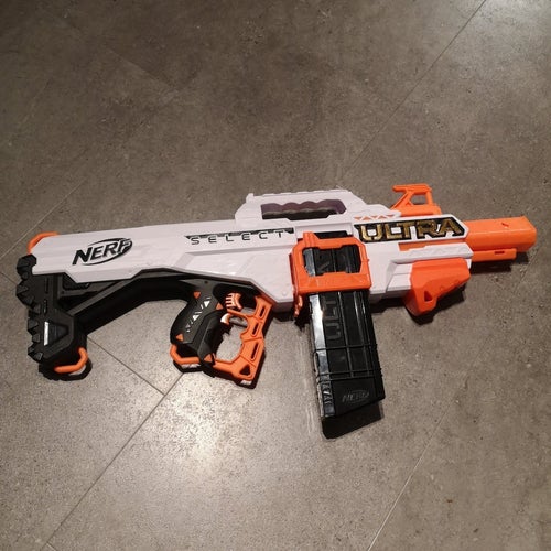 Nerf Ultra Select batteridriven