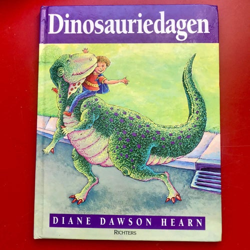 DINOSAURIEDAGEN Diane Dawson Hearn 1994