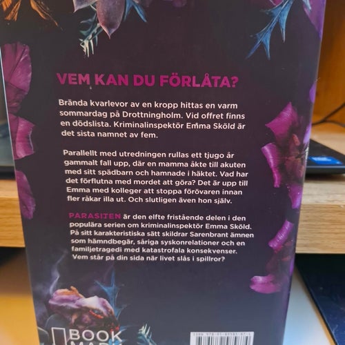Inbunden: Parasiten av Sofie Sarenbrant, 2021
