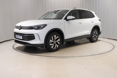 Volkswagen Tiguan Life eHybrid 1.5 TSI 204hk Drag Värmare 360º Demo