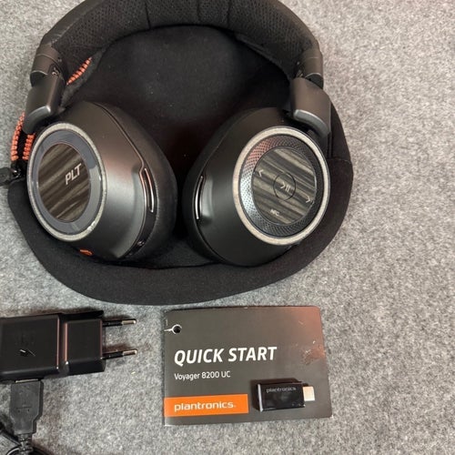 Ny skick! Plantronics Voyager 8200 PLT UC Hörlurar