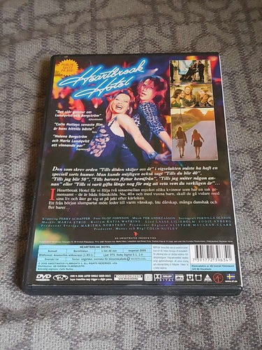 Heartbreak Hotel - Helena Bergström, Maria Lundqvist (SV Text)