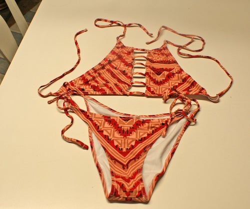 Bikini set med knytband S/M Nytt