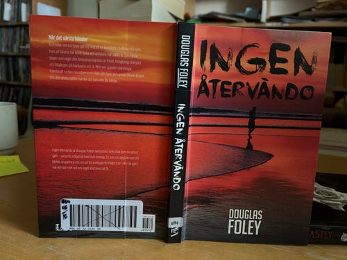 Ingen återvändo av Douglas Foley. bok, SM, Very fine plus