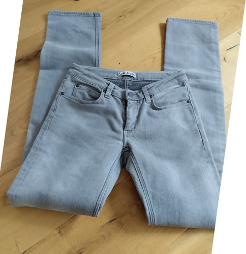 ACNE jeans storlek 27/34