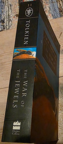 The War of the Jewels av J.R.R. Tolkien, Christopher Tolkien
