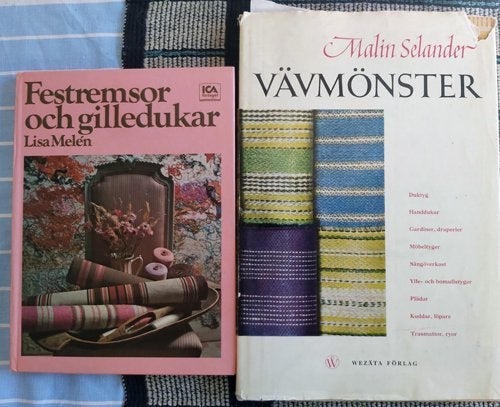 2 Vävböcker Festremsor och gilledukar och vävmönster