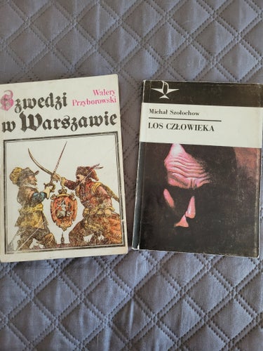 Två böcker på polska: "Szwedzi w Warszawie" & "Los czlowieka"