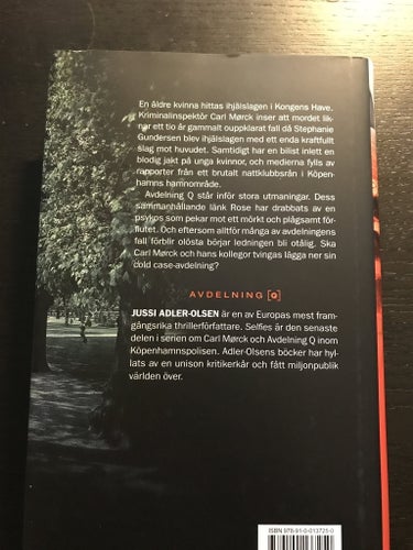 Selfies – Jussi Adler-Olsen. Avdelning Q. Förlagsny inbunden bok!