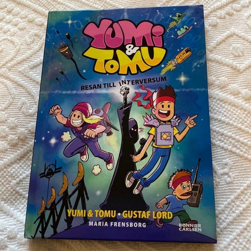 Två böcker: Yumi & Tomu: Resan till Interversum & Kung Pow : Dödens dal